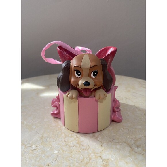 Disney Store Lady and the Tramp Gift Box Christmas Sketchbook Ornament - Picture 1 of 6